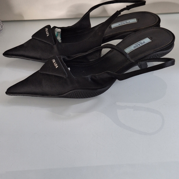 Prada nylon sling back shoe - Picture 4 of 9